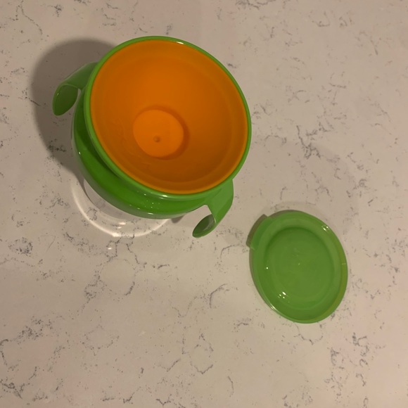 WOW Baby 360 Sippy Training Cup Green - Picture 4 of 9